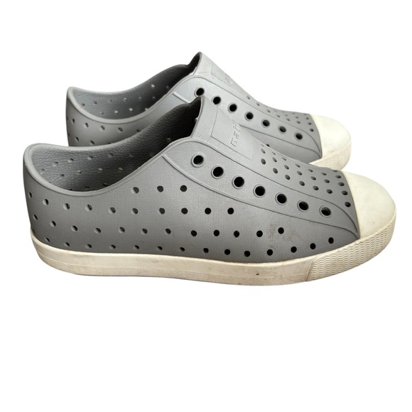 Native Jefferson Child in Pigeon Gray - Picture 3 of 10